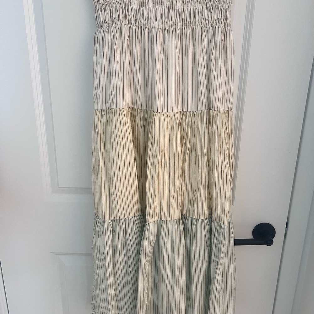 Fashion Nova Cream and Tan Maxi Skirt - Picture 4 of 9